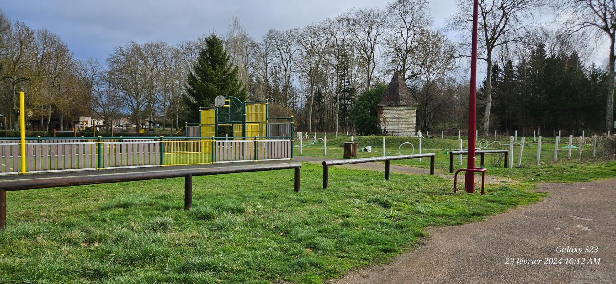 Pavillon Avec Jardin Clos Au Bord De L'Yonne Coulanges-sur-Yonne Extérieur photo